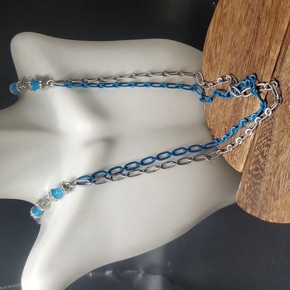 N3433 - Picture 1 of 3